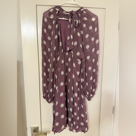 Absolutely adorable purple and white polka dot dress by Anthropologie’s Maeve 👗 - Picture 5 of 8